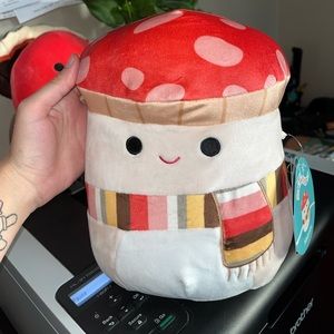 BNWT fall 2022 Malcolm